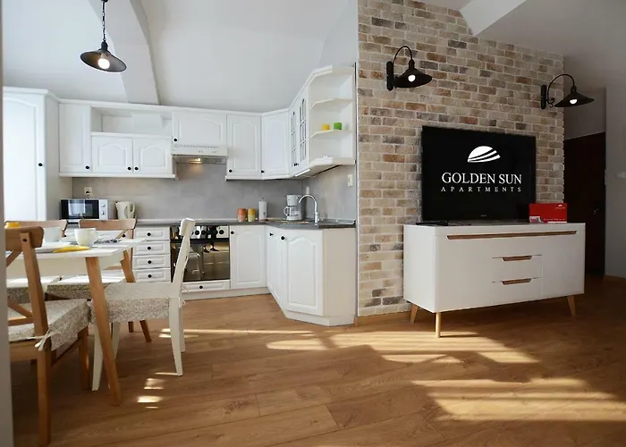 Morski2-100m Od Plazy Kolobrzeg